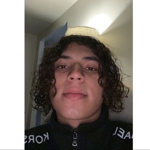 Meet your Posher, Ismael